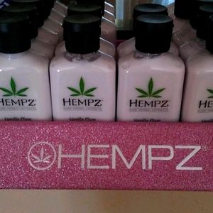 Travel size Hempz lotion